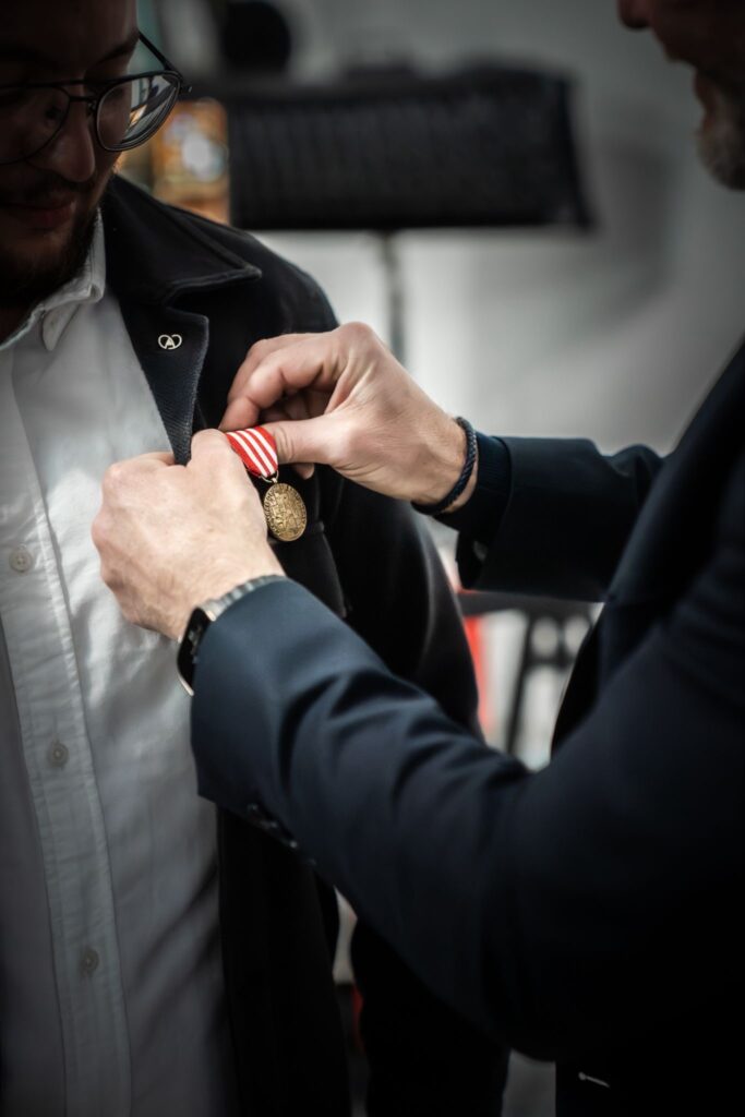 Inauguration à Fegersheim&nbsp;: une médaille d’honneur pour mon studio photo